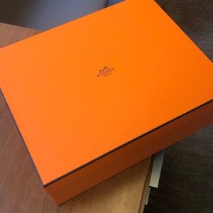 Hermes box